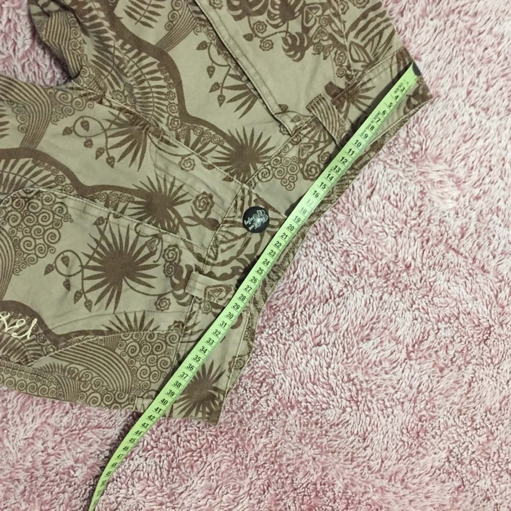 ROXY SURFWEAR SHORTS sz 10  tropical print green olive pockets streetwear - Picture 12 of 14